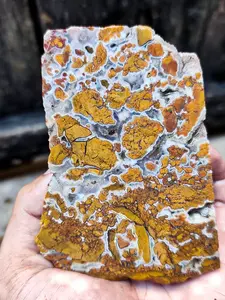 One Piece of Natural Canyon Jasper Slab for Decorative Purposes, Ideal As a Specimen Ornament. A Recent Gift Option for Parents, Featuring Natural Quartz Crystal, Suitable for Holiday Party Table Decor, Meditation Spaces