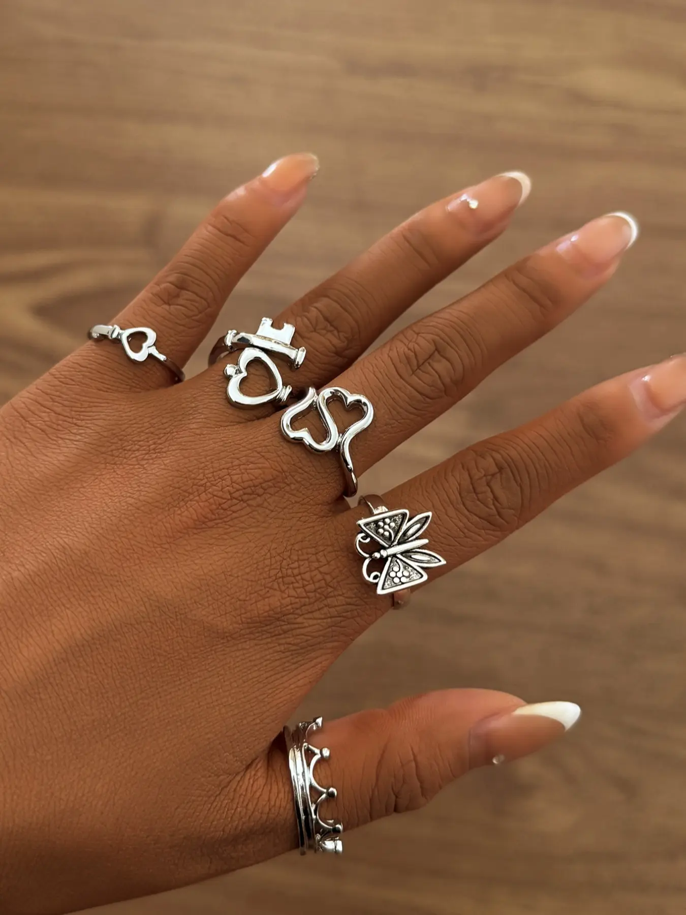 Elegant Women's Ring Set, Fashionable Beautiful Rings with Heart and Butterfly Design, Perfect for Parties and Daily Wear, Stylish Jewelry Gift Idea, Heart Shaped Ring