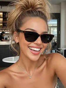 Unisex Street Trendy Glasses, Trendy Vintage Cat Eye Frame Glasses for Everyday Use, Cute Fashion Accessories for Outdoor Activities, Stylish Glasses, Trendy Vintage Sunglasses, Trendy Shades