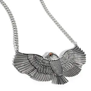 Proud as an Eagles Scream Silver Necklace with Detailed Wing Design and Bold Chain
