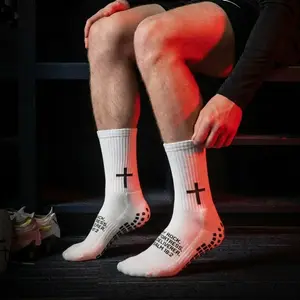 1 Pair Men's & Women's Dot Football  - Mid-Calf Grip, Sweat Absorbent, Durable, Towel Bottom Sports  for Soccer, Cycling, Climbing, and Running39-45 Compression Running  Breathable No-Show  Multi-Sport Performance  Fun Pumpkin Halloween Socks