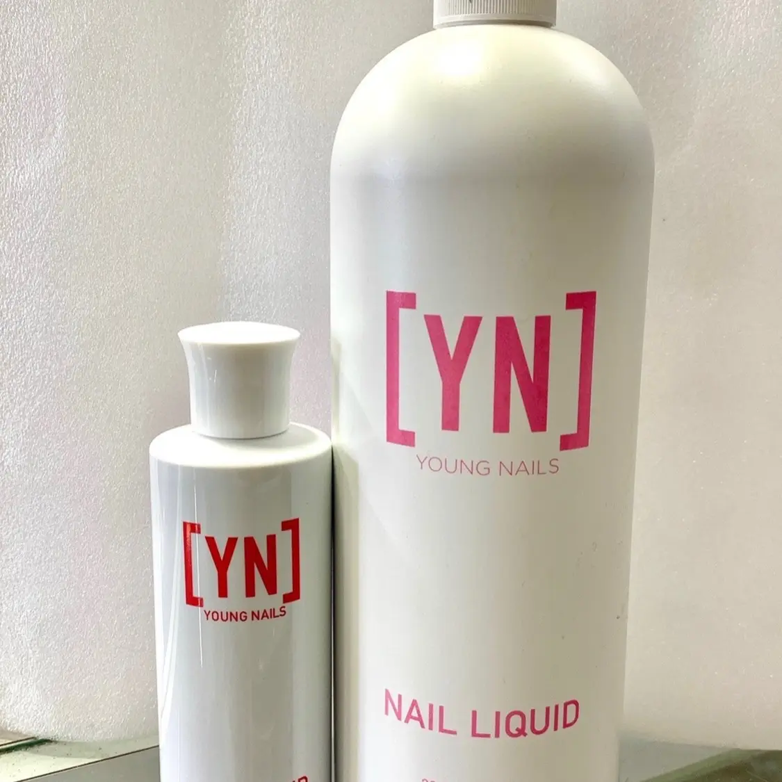 Young Nails EMA Liquid Monomer