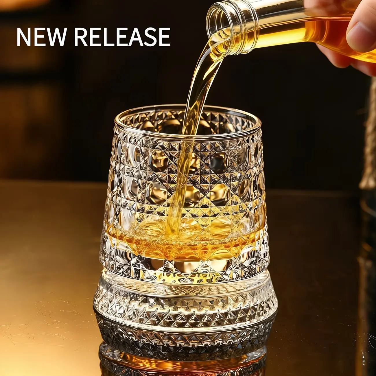Luminous Rotating Crystal Whiskey Glass Glow Base Cocktail Glass for Bar Party Home Drinking Decor, Crystal Glassware, Light Up Your Night Drinking Moment, Whiskey Cups