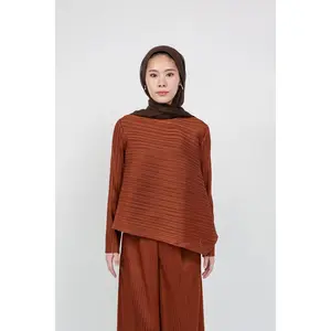 VELA Pleated Asymmetric Top VELA Pleated Asymmetric Top