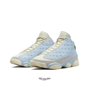 North Carolina Blue and Beige High-Top Retro Basketball Shoes with Suede and Ripstop Nylon Upper, Gum Outsole