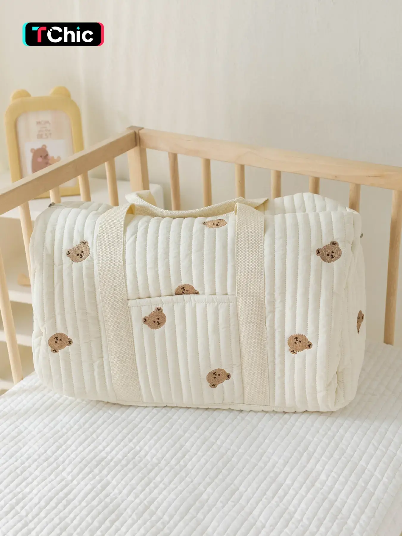 Cute Bear Pattern Quilted Storage Bag, Lightweight Large Capacity Shoulder Bag, Multi-functional Storage Bag for Outdoor, Newborn to Toddler Essentials, Best Diaper Bag, Multifunctional Diaper Bag, Lightweight Diaper Handbag, Travel Diaper Bag