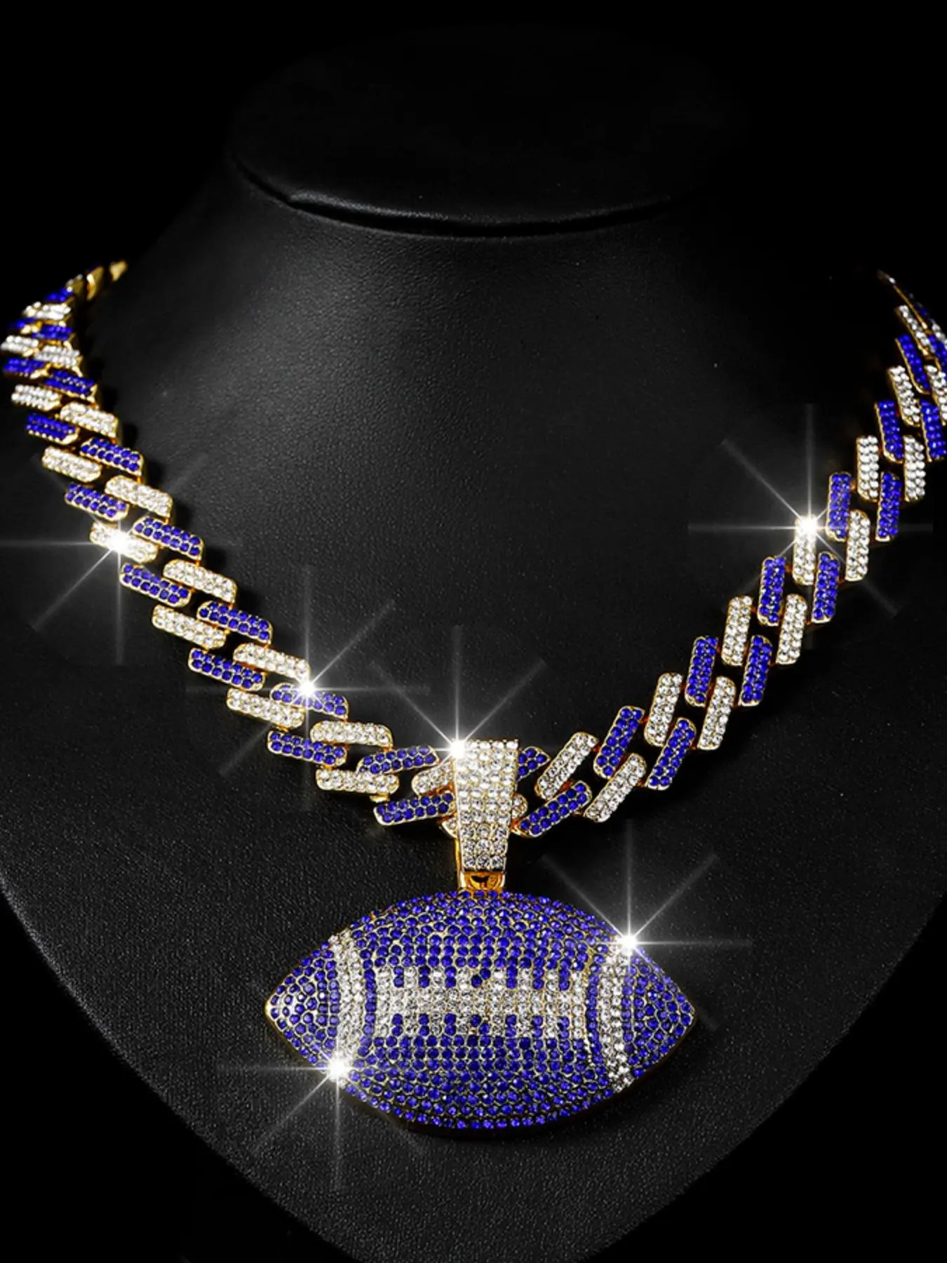 Football Shaped Pendant Necklace, Rhinestones Pendant Necklace, Rhinestone Decor Necklace for Party, Daily Clothing Decor, Trendy All-match & Exquisite Jewelry for Birthday Gift, Bling Stylish Accessory