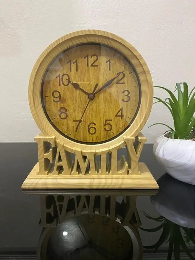 Decorative Wooden Tabletop Desk Clock Vintage Farmhouse Mantle Clock Non-Ticking Silent Quartz Battery Operated Standing Decorative Shelf Clock for Living Room Bedroom Office Home Decor Gift