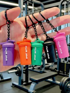 Mini Sport Shaker Bottle Keychain 3D Silicone Gym Fitness Water Bottle Pendant Key Ring Backpack Gym Bag Charm Gift for Men Women Gym Lovers Workout Enthusiasts Versatile Accessory Unisex Gift