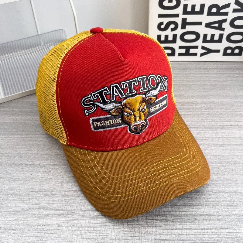 Big Bull Head - Red + Brown Brim