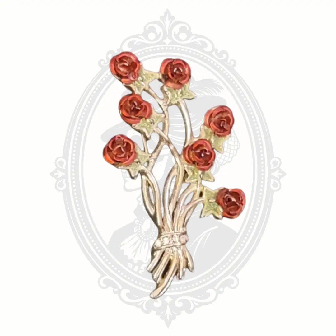 Vintage Rose Bouquet Brooch - Red Enamel Rose Cluster, Bouquet Shape Nostalgic Wear Jewelry with Rhinestone Detail, Secure Pin Mechanism, Floral, Jewelry Lovers, Collectibles, Casual, Floral Vintage, Rhinestone Accents, Flowers, Retro, Casual Wear, Refere