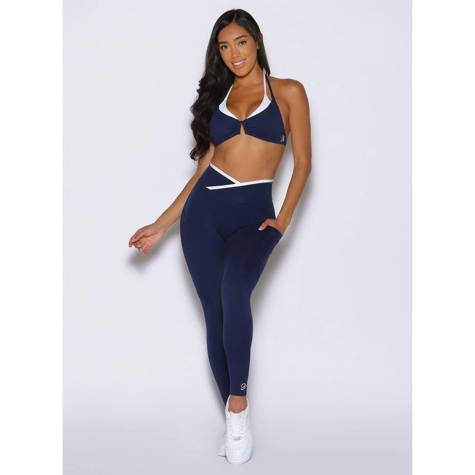 Line Contour Leggings