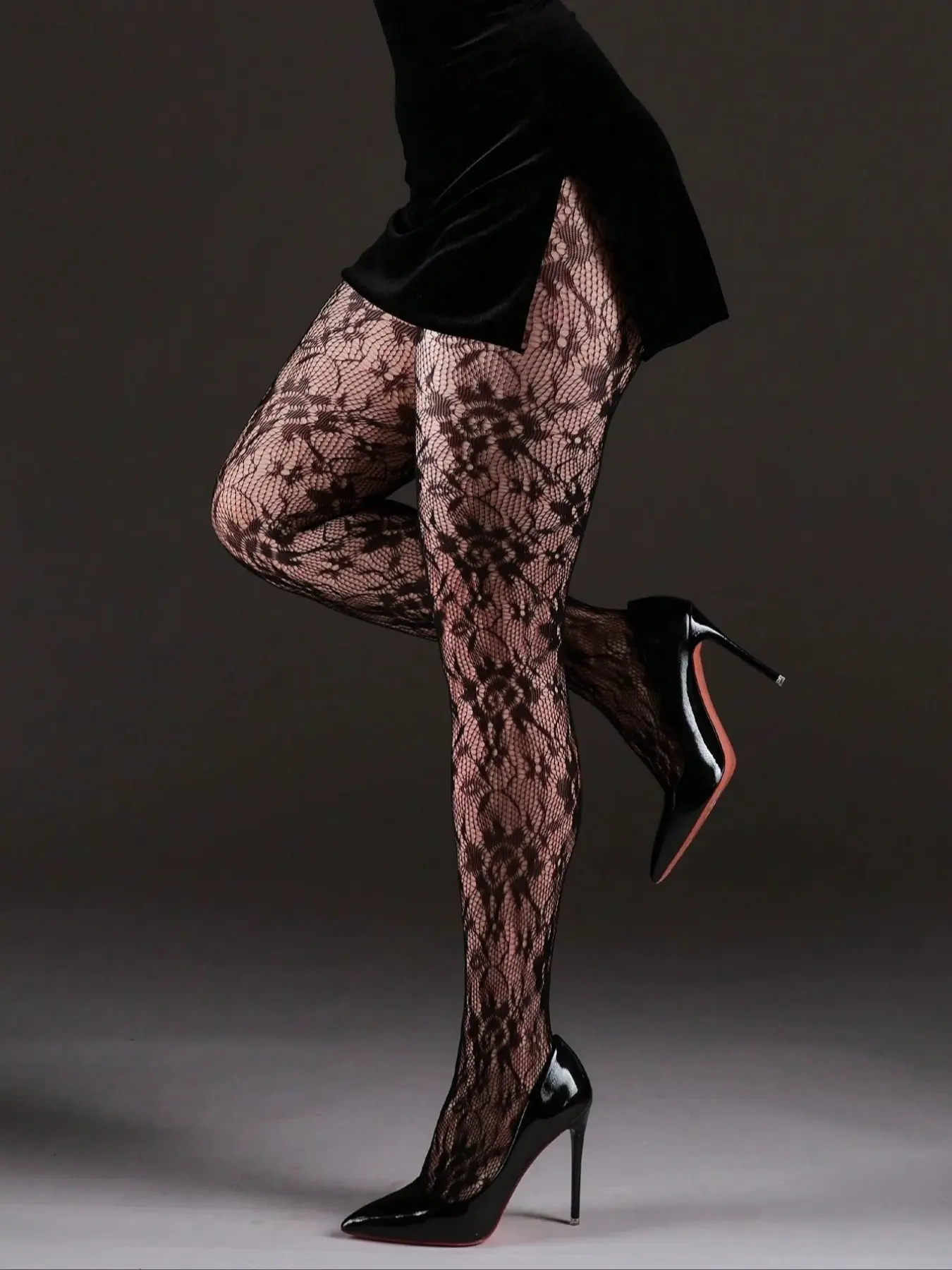 Women's High Elasticity Fishnet Stockings, Hollow Out Design, Perfect for Halloween, Christmas & Party, Y2K Style Fashion Socks