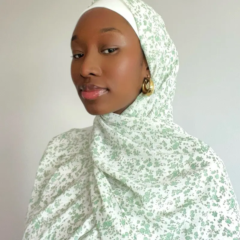 Camy Floral Chiffon Printed Hijab - Elegant Floral Design for Comfort and Style