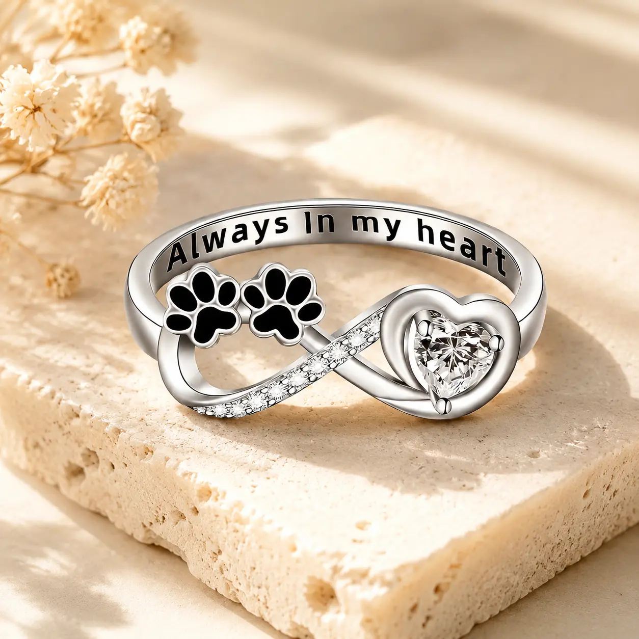 Elegant Diamond-Encrusted Puppy Paw Print Ring, Heart-Shaped Cat Paw Design Costume Jewelry, Animal Lover Keepsake Fashion Accessory