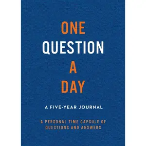 USED-One Question a Day (Navy): A Five-Year Journal: A Personal Time Capsule of Questions and Answers by Chase, Aimee (Paperback)