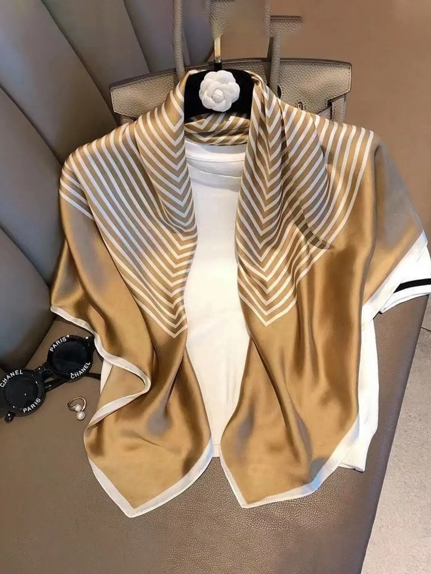 Fashionable and luxurious 90cm simulated silk scarf, Japanese and Korean simple striped large square scarf, Instagram style multifunctional casual soft shawl scarf