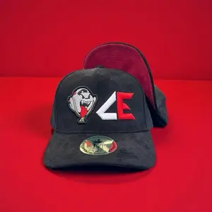 Comando 5 Panel SnapBack With Black Curved UnderVisor