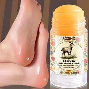 This lanolin hand and foot dry cracking stick is rich in lanolin, moisturizing and repairing dry and cracked skin, Cracked heel repair, mild texture, hands and feet after use, bidding farewell to dryness and cracking