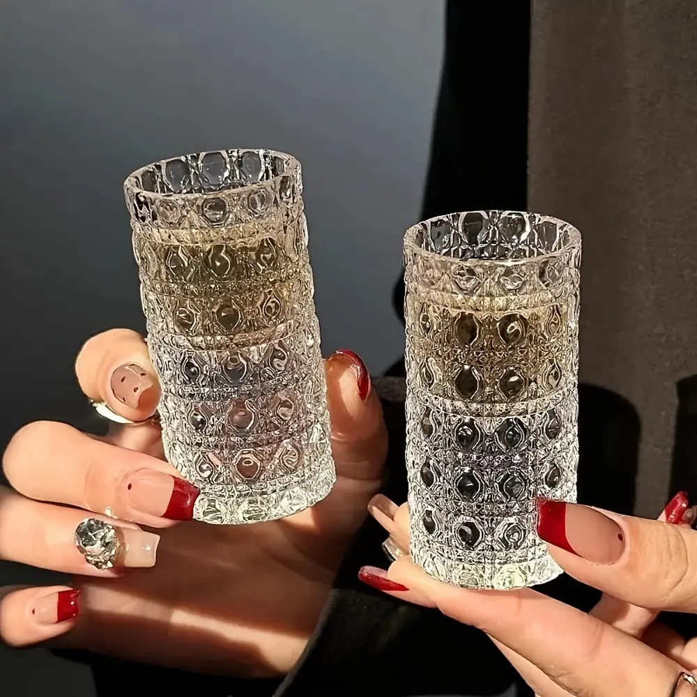 6 Diamond Engraved Small Wine Glass Suit, Often Used to Hold Vodka Whiskey, Etc., Very Suitable for Parties