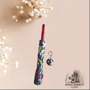 Polymer clay glow luna moth crochet hook matching stitch marker / clay night flower luna moth crochet hook knitting accessory