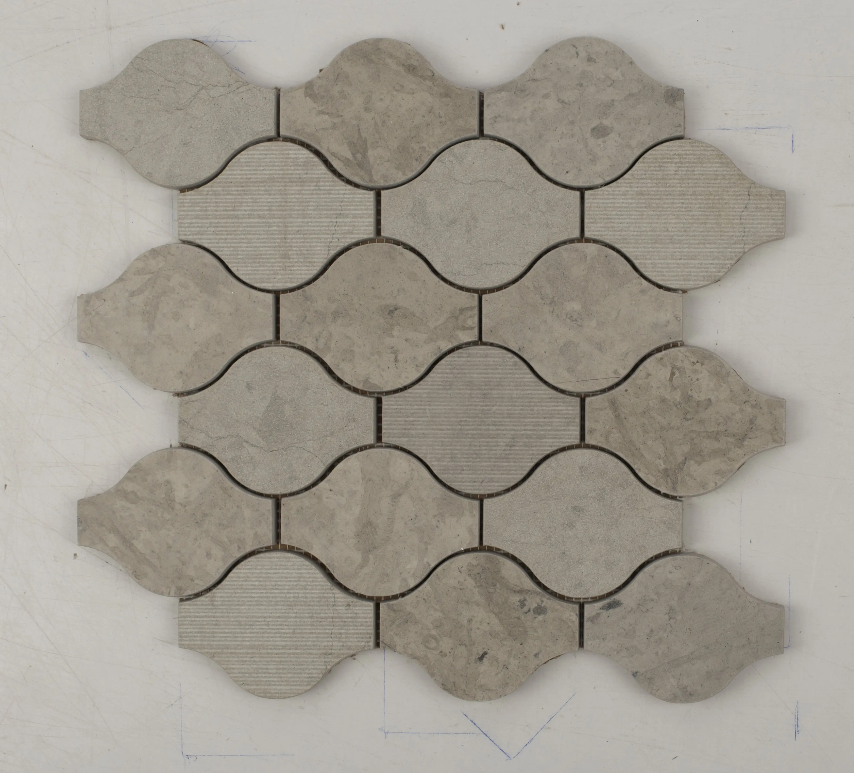 Thala Grey Decorative Limestone Mosaic Tiles, Traditional Design with Architectural Depth for Bathroom Installations