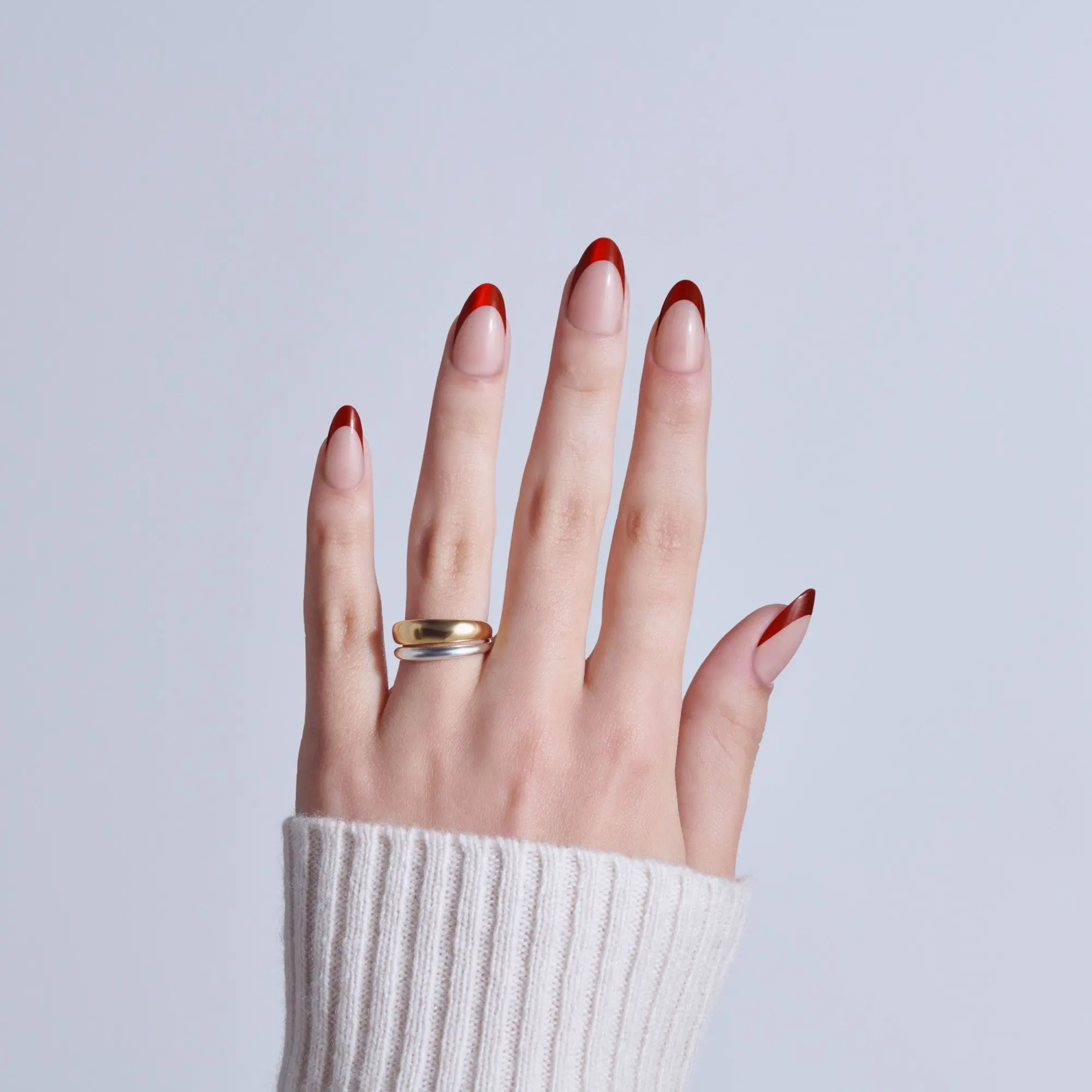 Kiss Core Magnetic Press On Fake Glue Nails - Glistering | Magnetic French, Red, Medium, Almond