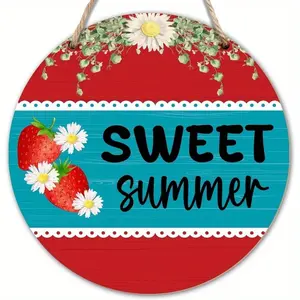 Summer Strawberry Daisy Door Hanging Decor, Rustic Wooden Farmhouse Wall Decoration, Indoor Outdoor Use, 9.2x9.2 Inches