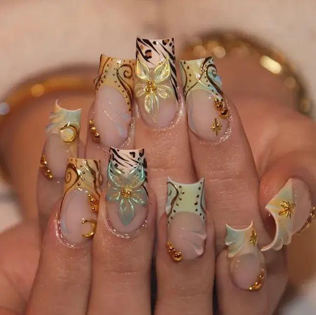 Boho Fairycore 3D Gold Floral Press On Nails Square Fake Nails Pastel Animal Print French Tip False Nails with Star Charms Elegant Vintage Artificial Acrylic Nails for Women Girls Prom Wedding Party Daily Manicure Set