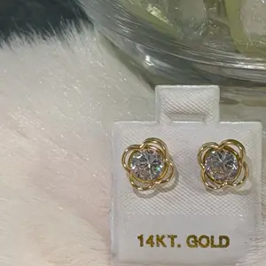14K Gold Flower Stud Earrings  Elegant Everyday Jewelry