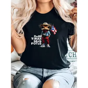 T - shirt with a cartoon frog character, Puerto Rico flag, and "DeBi TiRAR Más FOToS" text, a fun Puerto Rico - themed wear