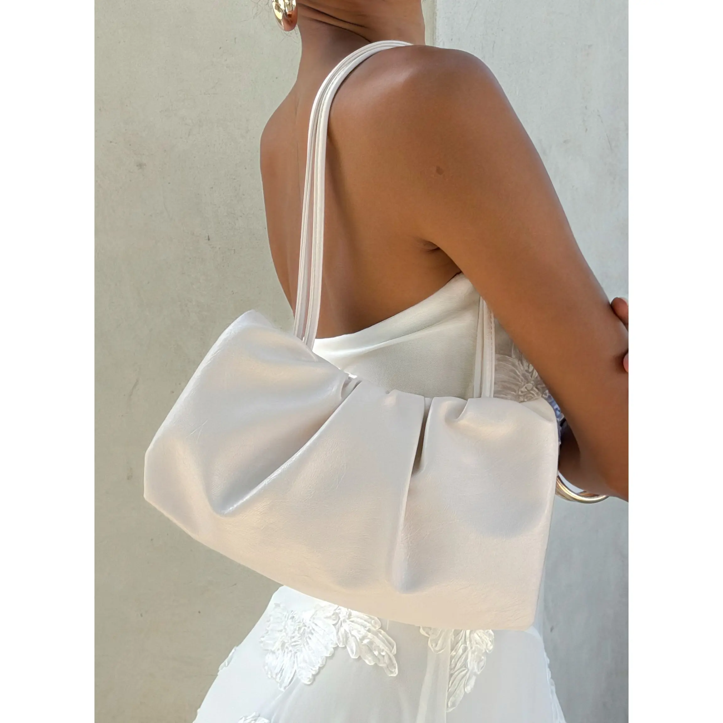 Just Peachy Shoulder Bag White