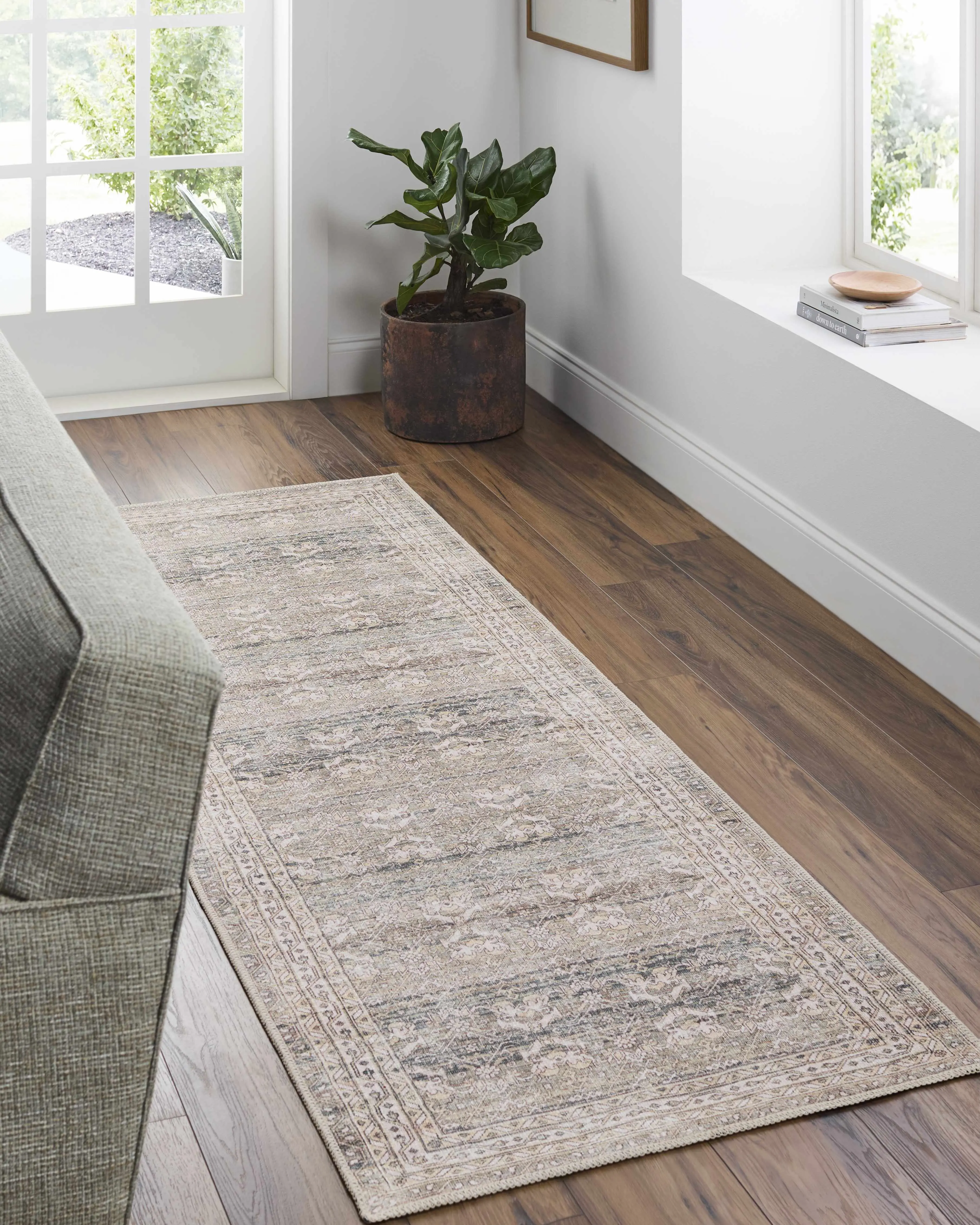 Billie Vintage Flat Pile 1-Piece Washable Elegant Rug, Retro Vibes Living Room Decor for Indoor Areas, Home Decorative Rugs