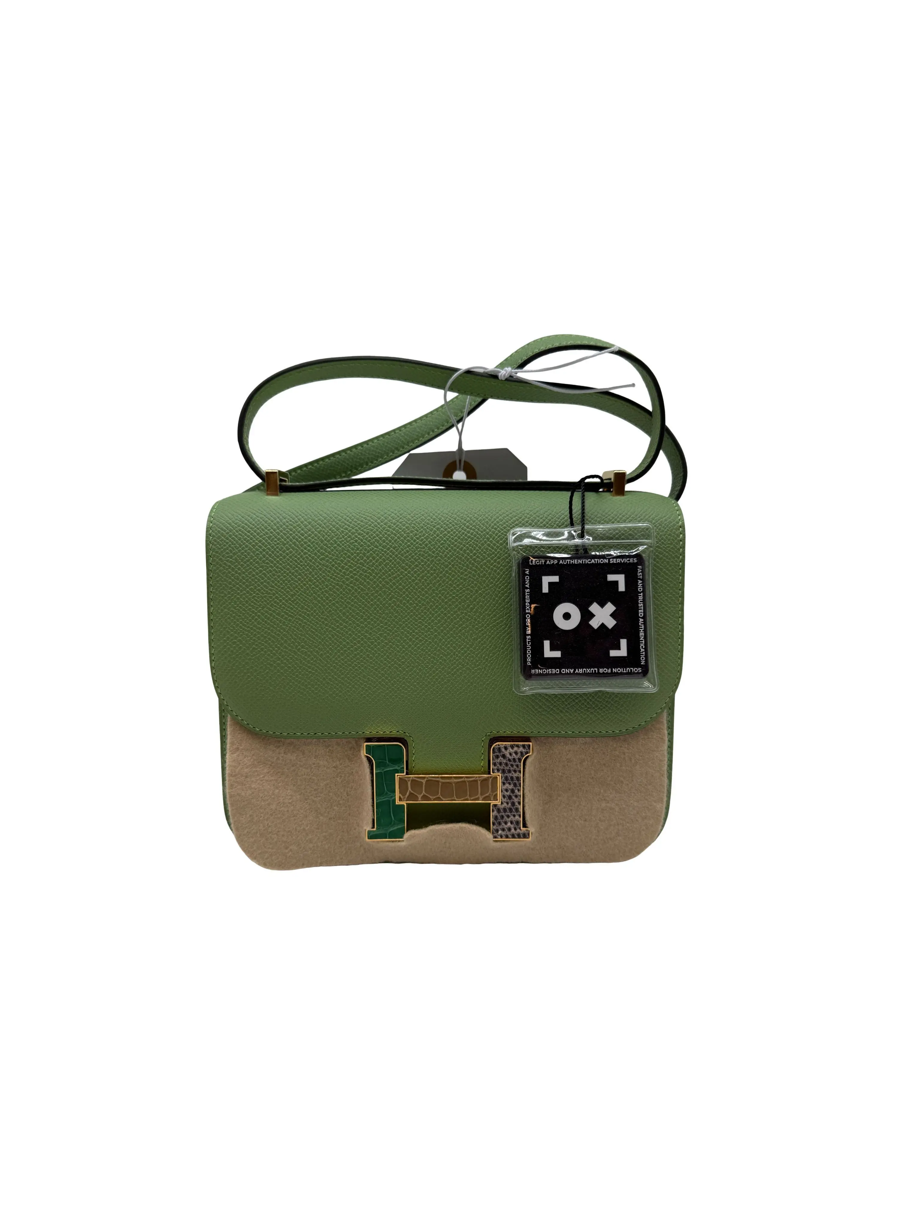 Pre-owned HERMÈS leather Shoulder Bags Constance 19