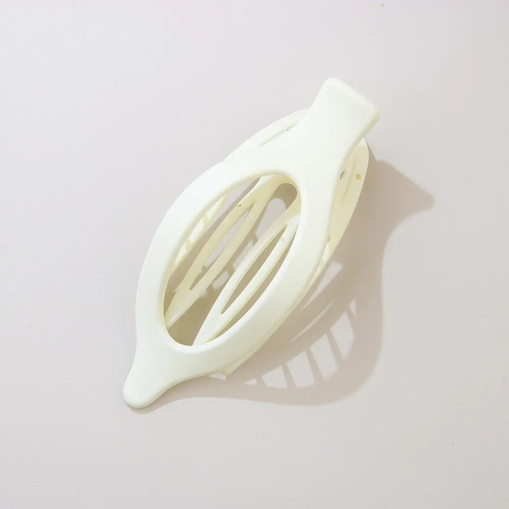 #19 frosted milk white [pointed duck cli