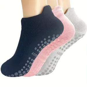 Women's Anti-Slip Pilates Socks, Comfortable Yoga Socks for Indoor Use, 3 Pairs Pack, Ideal for Fitness & Gym Activities