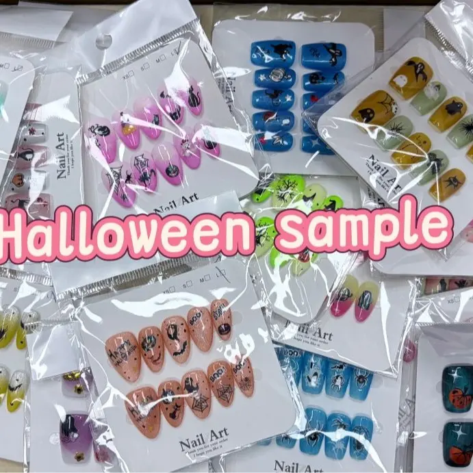 Jojo(15731)gc.$30 for 21 pairs short halloween nails random styles