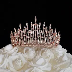 212 MAIN Crown Shape Wedding Tiara - 1.1 oz, Rose Gold, Pearl Detail Hair Accessory, Decorations Supplies, 1-2 Usage Scenarios (Wedding, Cake Topper)