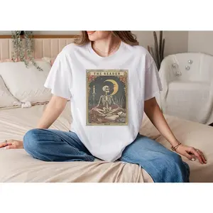 Reading Skeleton Halloween Costumes Aesthetic Tarot Card The Reader Graphic T-Shirt