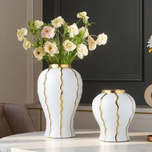Ceramic Vase with Edge, Elegant Decorative Flower Pot, Lid Included, Water Fillable, Perfect for Home & Office, Modern Plant Vase