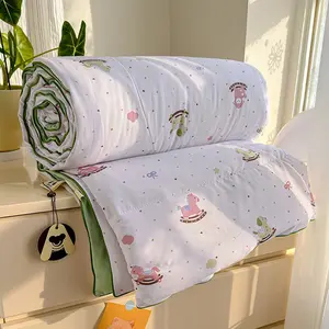 Polka-dot and pony print summer lightweight blanket—an ultra-soft, skin-friendly air-conditioning blanket and summer cooling blanket, perfect for use in summer bedrooms, offices, on beds, in living rooms, and for home relaxation