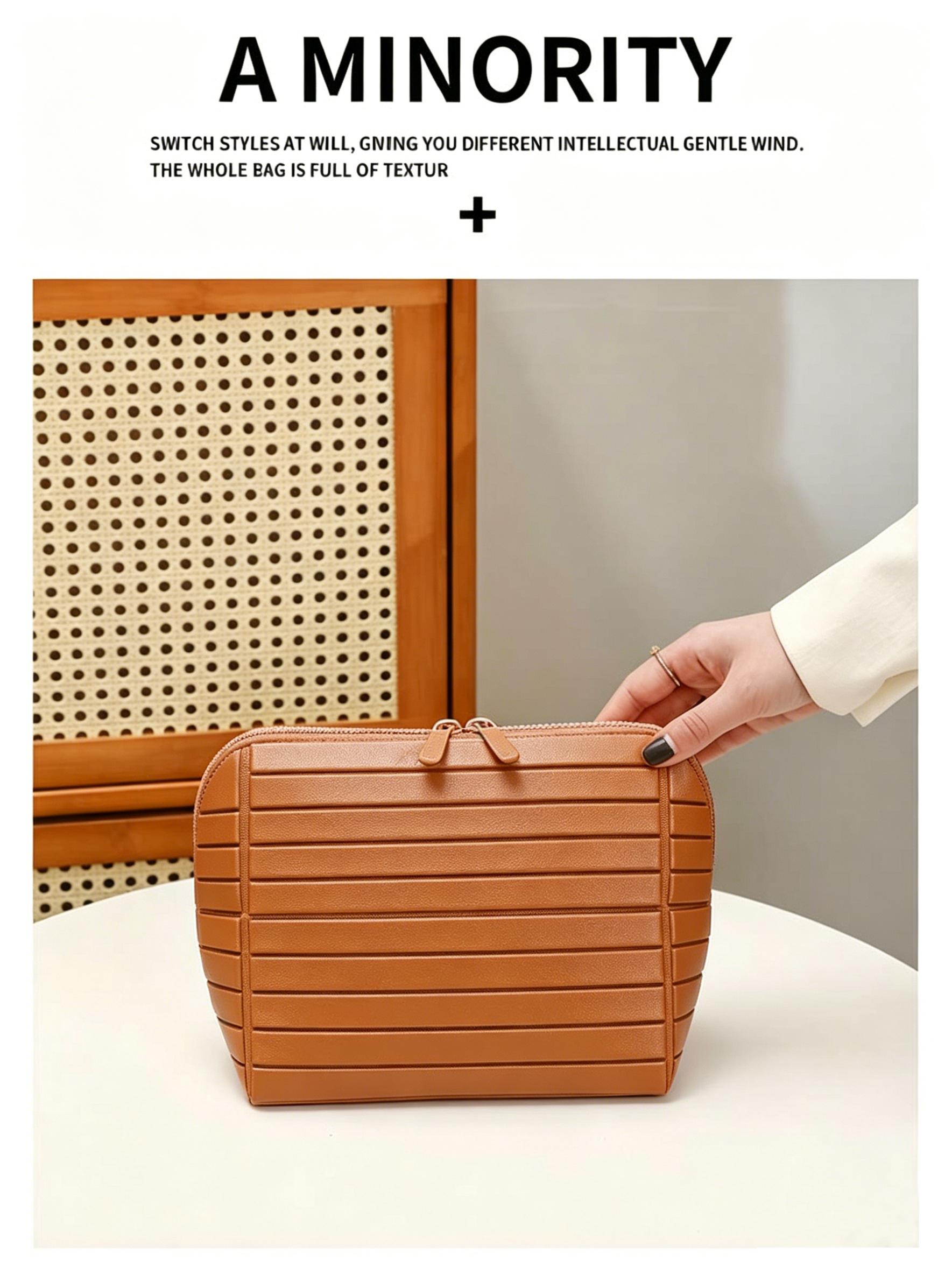 Foldable waterproof toiletry bag; new fashionable plaid travel makeup bag; large-capacity, compartmentalized portable bag suitable for women; includes a makeup bag, toiletry bag, skincare storage pouch, and travel makeup organizer; stylish open-top design