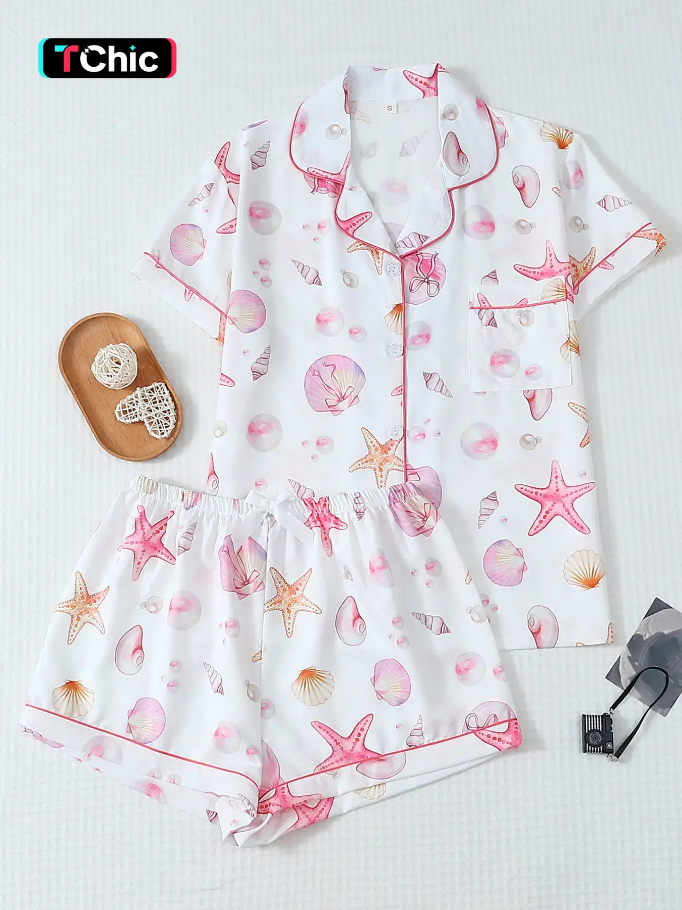Women's Tropical Shell Print Pajama Set, Cute Nightwear, Sweet Lapel Short Sleeve Top & Bow Shorts, Casual Loungewear, All over Print, Pjs, Casual Pyjama Set