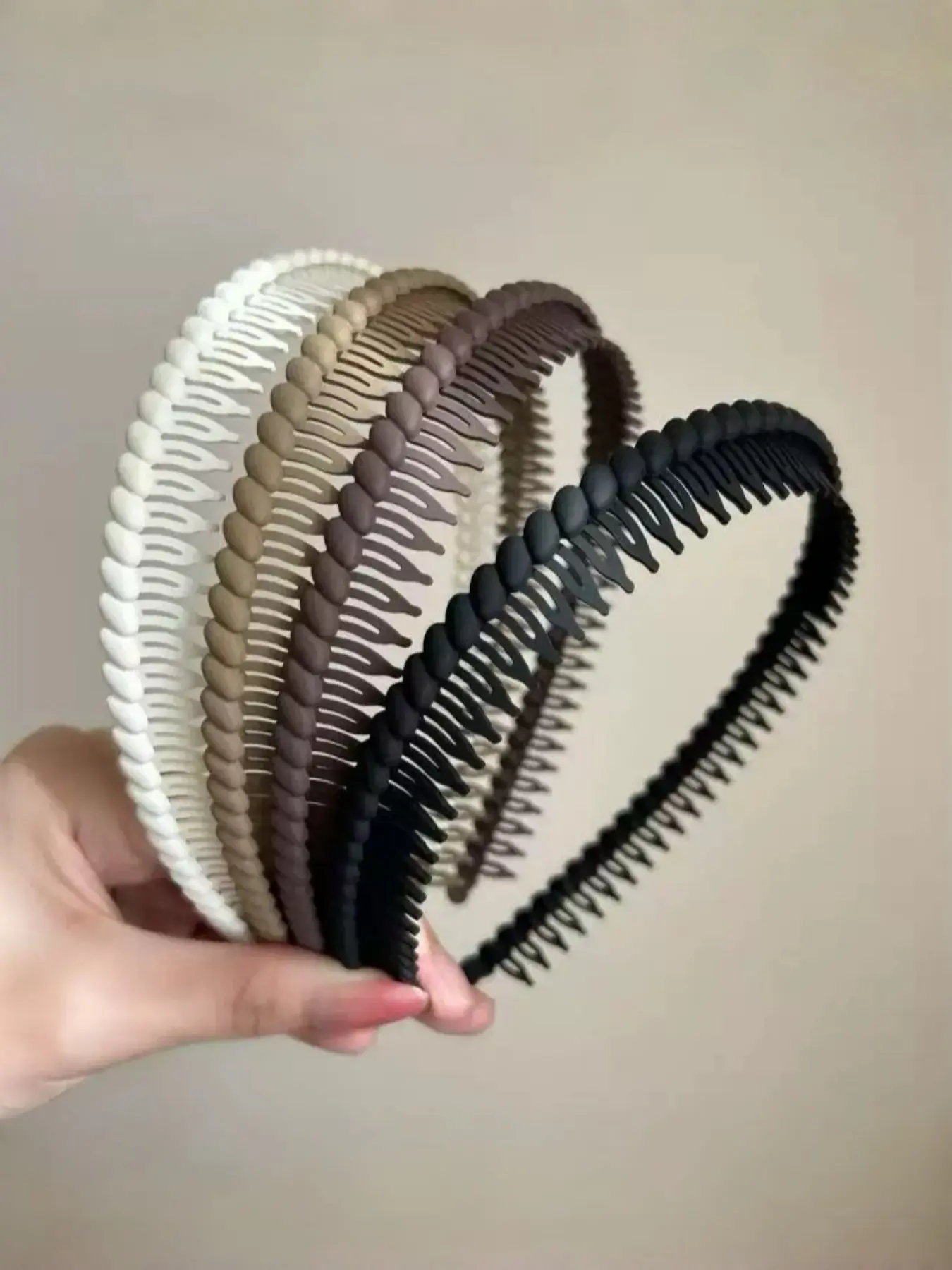 Women Anti-Slip Hair Clips Set, Elastic Crocodile Teeth Hair Accessories, Secure Non-Slip Design, Suitable for All Hair Types, Daily Use, Zigzag Headband, Non Slip Hairbands, Headbands for Women