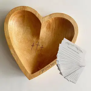 Wooden Heart Shaped Prayer Bowl with 24 Prayer Cards, Hand Engraved Cross Pattern Vintage Wood Prayer Bowl, Christian Religious Decor for Home Bedroom Church, Multi-Scene Heart Shaped Decor Bowl, Practical All-Season Religious Gift for Men Women Mom Dad