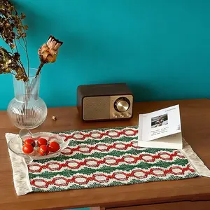 Chinese New Year Theme Table Runner Lantern Pattern Dual-Tone Burlap with Tassels Suitable for Home Festival Decoration