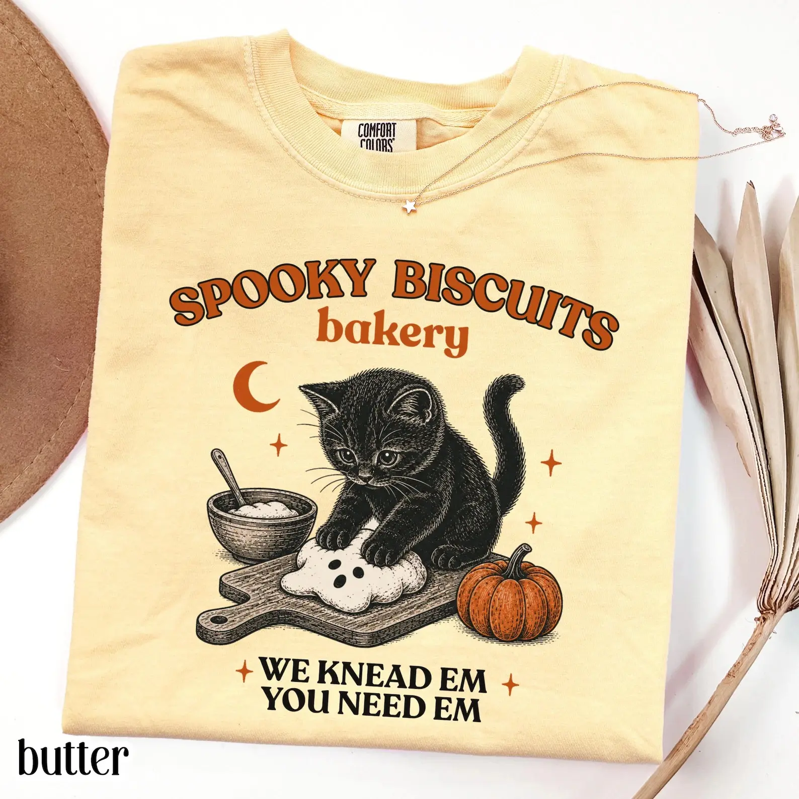 Comfort Colors Kitty Biscuits Shirt, Black Cat Halloween T-Shirt, Spooky Season Shirt, Vintage Pumpkin Graphic Tee, Cat Lover Gift - SR