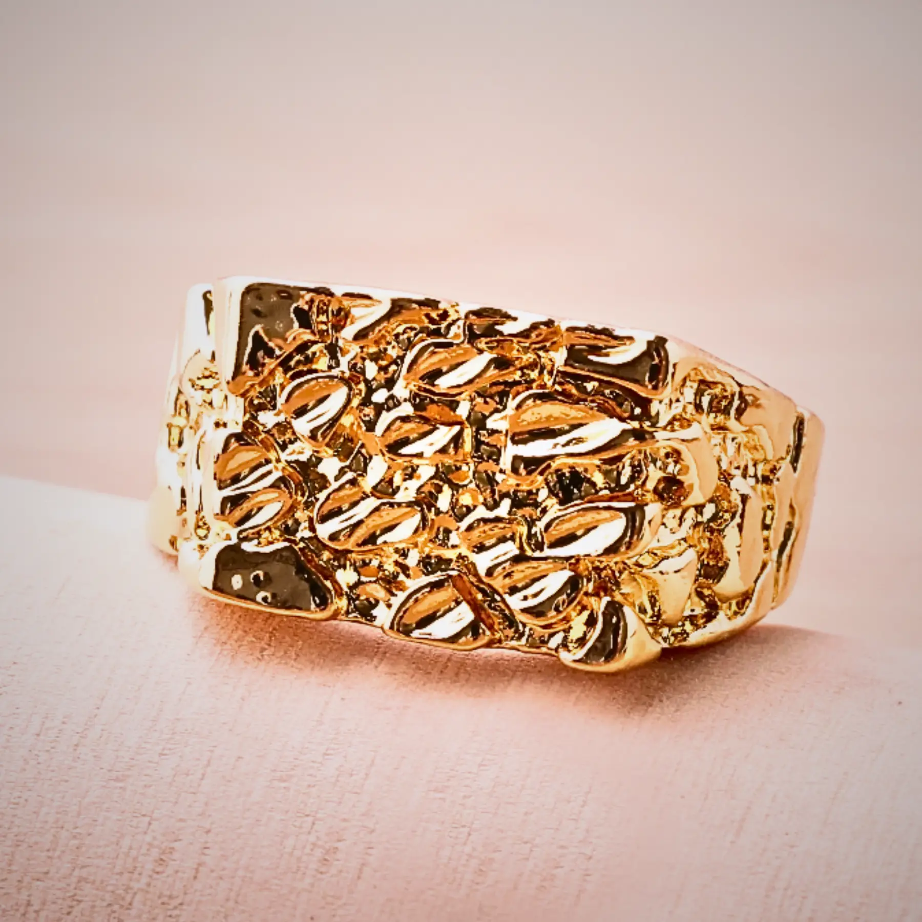 Men's Gold Plated Sculpted Face Ring, Minimalist Retro Fashion Accessory