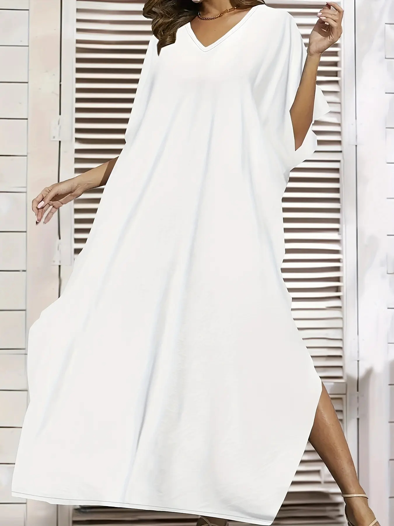 Elegant Batwing Sleeve V-Neck Dress, Side Slit Casual Long Skirt, Slimming Fit for Women, Perfect for Vacation and Daily Wear, Womenswear