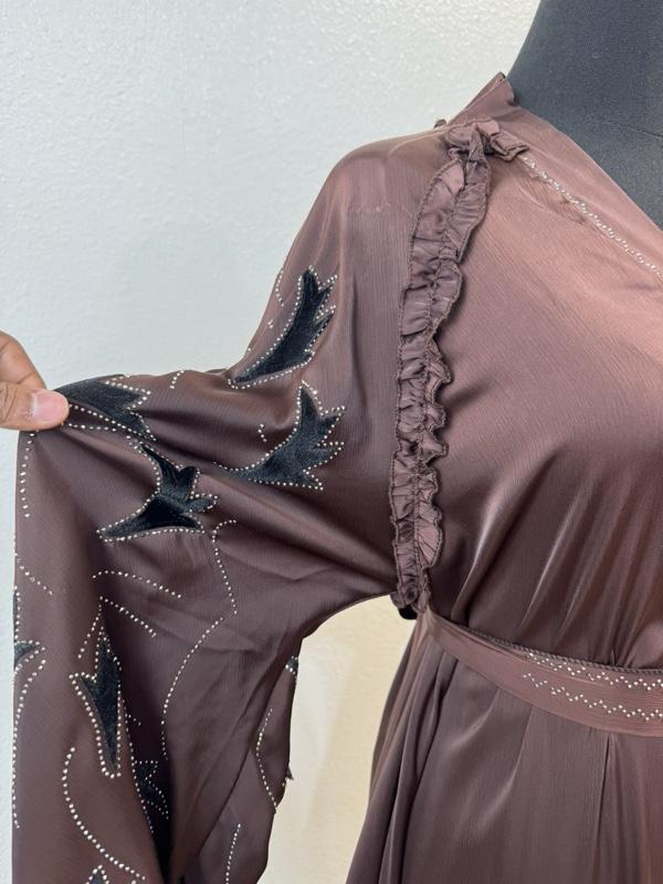 Umbrella Style Dubai Abaya with black Leaf Embellishments